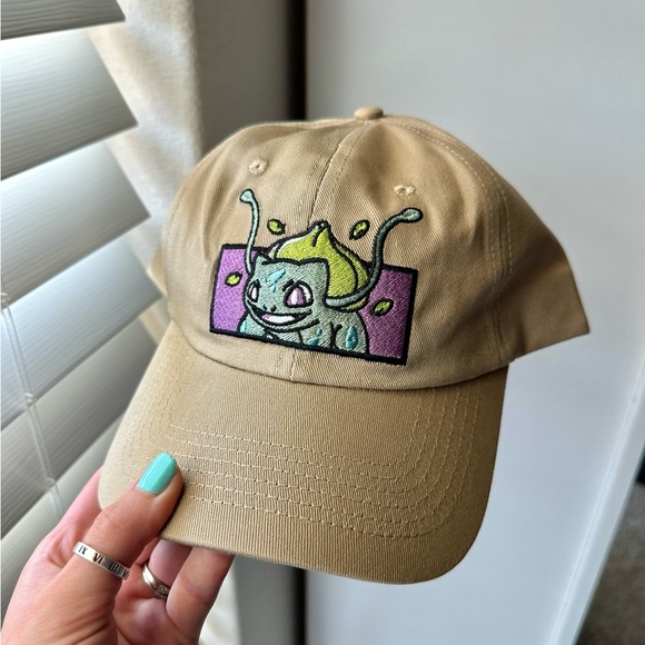 Bulbasaur Pokémon Baseball Hat - Picture 2 of 3
